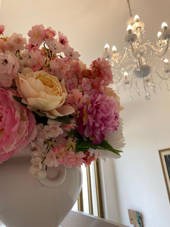 La Maison De Rose Тури Екстериор снимка