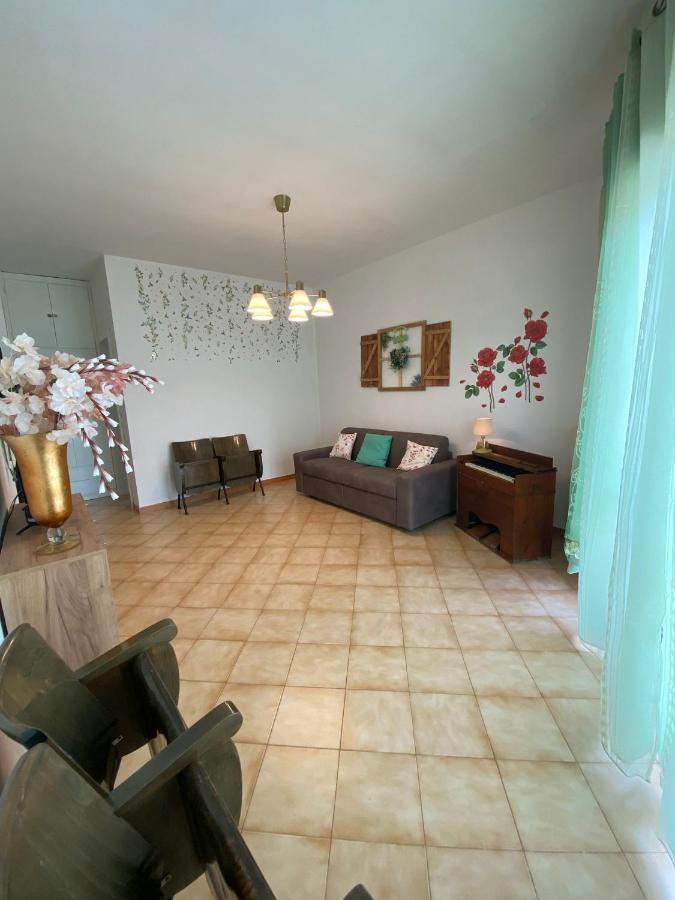 La Maison De Rose Тури Екстериор снимка